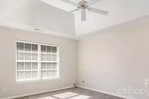 1212 Oakdale Commons Ct, Charlotte, NC 28216 - Photo 11