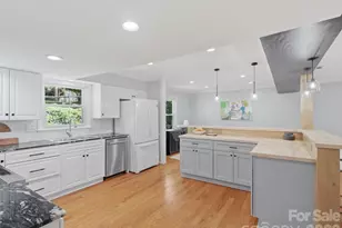 9206 Tree Haven Dr, Charlotte, NC 28270 - Photo 17