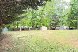 110 Tulip Tree Ct, Statesville, NC 28677 - Photo 21