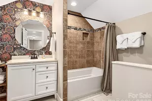 81 Boyd Ave, Waynesville, NC 28786 - Photo 27