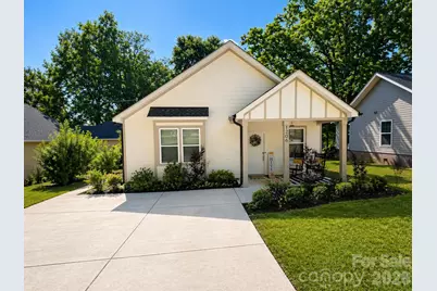 1206 8th Street #13, Statesville, NC 28677 - Photo 1