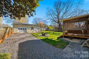 904 15th St NW, Conover, NC 28613 - Photo 5