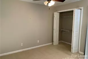 2519 Stockbridge Dr, Charlotte, NC 28210 - Photo 15