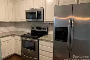 2519 Stockbridge Dr, Charlotte, NC 28210 - Photo 9