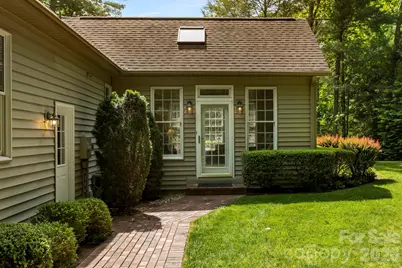 17 Crooked Oak Court, Hendersonville, NC 28791 - Photo 5