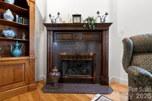 17 Crooked Oak Ct, Hendersonville, NC 28791 - Photo 13