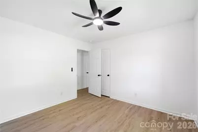 6126 Amberly Lane, Charlotte, NC 28213 - Photo 17