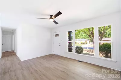 6126 Amberly Lane, Charlotte, NC 28213 - Photo 7