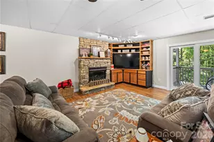 1801 Riverview Ct, Hendersonville, NC 28739 - Photo 29