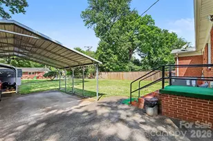 2240 Ashley Rd, Charlotte, NC 28208 - Photo 23