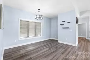 141 N Crab Meadow Dr, Hendersonville, NC 28739 - Photo 7