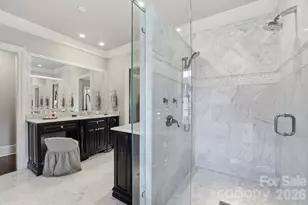309 Hempstead Pl, Charlotte, NC 28207 - Photo 25