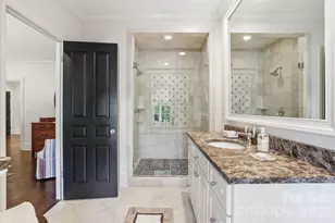 309 Hempstead Pl, Charlotte, NC 28207 - Photo 29
