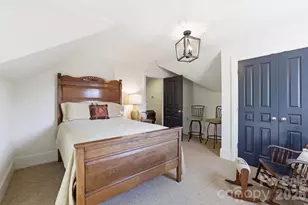 309 Hempstead Pl, Charlotte, NC 28207 - Photo 33