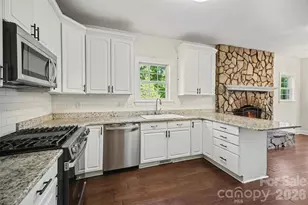 6285 Ridge Rd, Clover, SC 29710 - Photo 9