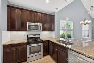 3841 Willow Green Place, Charlotte, NC 28206 - Photo 7