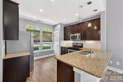 3841 Willow Green Place, Charlotte, NC 28206 - Photo 5