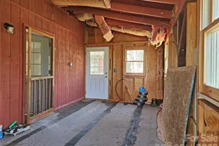 929 Pine Ridge Rd, Hendersonville, NC 28792 - Photo 13