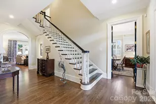 2044 Queens Rd W, Charlotte, NC 28207 - Photo 5