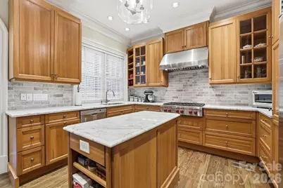 2044 Queens Road W, Charlotte, NC 28207 - Photo 17
