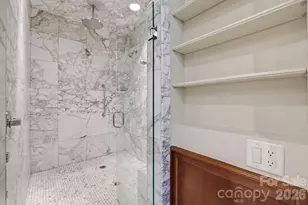 2044 Queens Rd W, Charlotte, NC 28207 - Photo 29