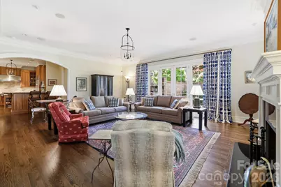 2044 Queens Road W, Charlotte, NC 28207 - Photo 11