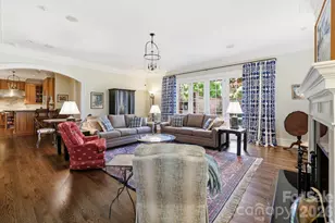 2044 Queens Rd W, Charlotte, NC 28207 - Photo 11