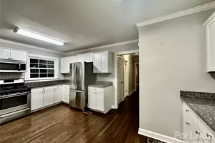 710 Neil St, Gastonia, NC 28052 - Photo 9
