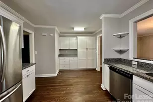 710 Neil St, Gastonia, NC 28052 - Photo 11