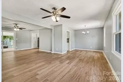 7040 Idlewild Road, Charlotte, NC 28212 - Photo 9