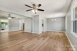 7040 Idlewild Rd, Charlotte, NC 28212 - Photo 9