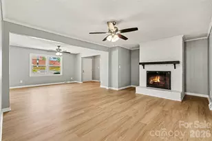 7040 Idlewild Rd, Charlotte, NC 28212 - Photo 3