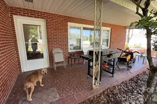 1582 Dutch Cove Rd, Canton, NC 28716 - Photo 5