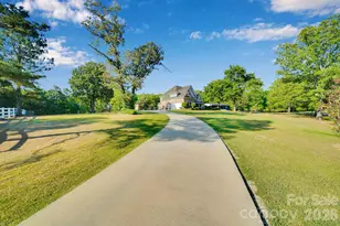 1171 Hilldale Dr, Lancaster, SC 29720 - Photo 3