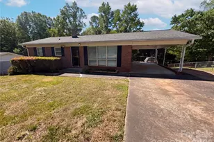 2431 Lynn Dr, Gastonia, NC 28054 - Photo 1
