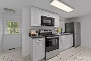 1110 3rd Ave W, Hendersonville, NC 28739 - Photo 31