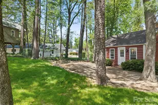 1110 3rd Ave W, Hendersonville, NC 28739 - Photo 11