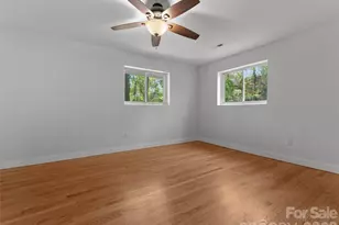 1110 3rd Ave W, Hendersonville, NC 28739 - Photo 23