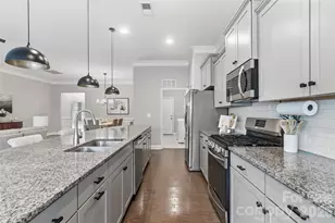 5021 Lydney Cir, Waxhaw, NC 28173 - Photo 13