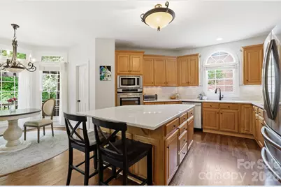 239 Sardis Pointe Road, Matthews, NC 28105 - Photo 9