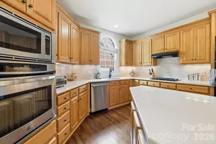 239 Sardis Pointe Rd, Matthews, NC 28105 - Photo 11