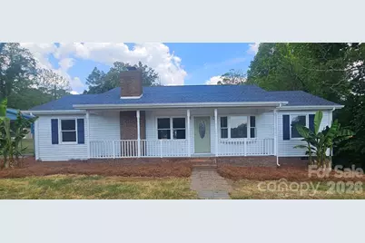 315 Maine Avenue E, Bessemer City, NC 28016 - Photo 1