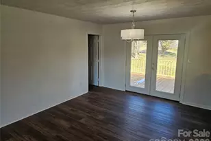 315 Maine Ave E, Bessemer City, NC 28016 - Photo 17