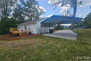 315 Maine Ave E, Bessemer City, NC 28016 - Photo 5