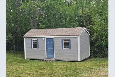 315 Maine Avenue E, Bessemer City, NC 28016 - Photo 11