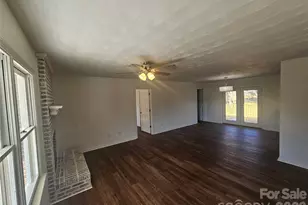 315 Maine Ave E, Bessemer City, NC 28016 - Photo 13