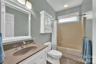 108 Fairway Knoll Dr, Hendersonville, NC 28739 - Photo 21
