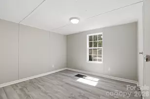 136 Woodridge Ln, Mooresville, NC 28115 - Photo 7