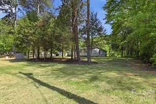 136 Woodridge Ln, Mooresville, NC 28115 - Photo 19