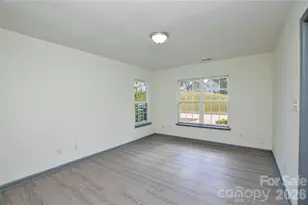 1009 Karendale Ave, Charlotte, NC 28208 - Photo 5